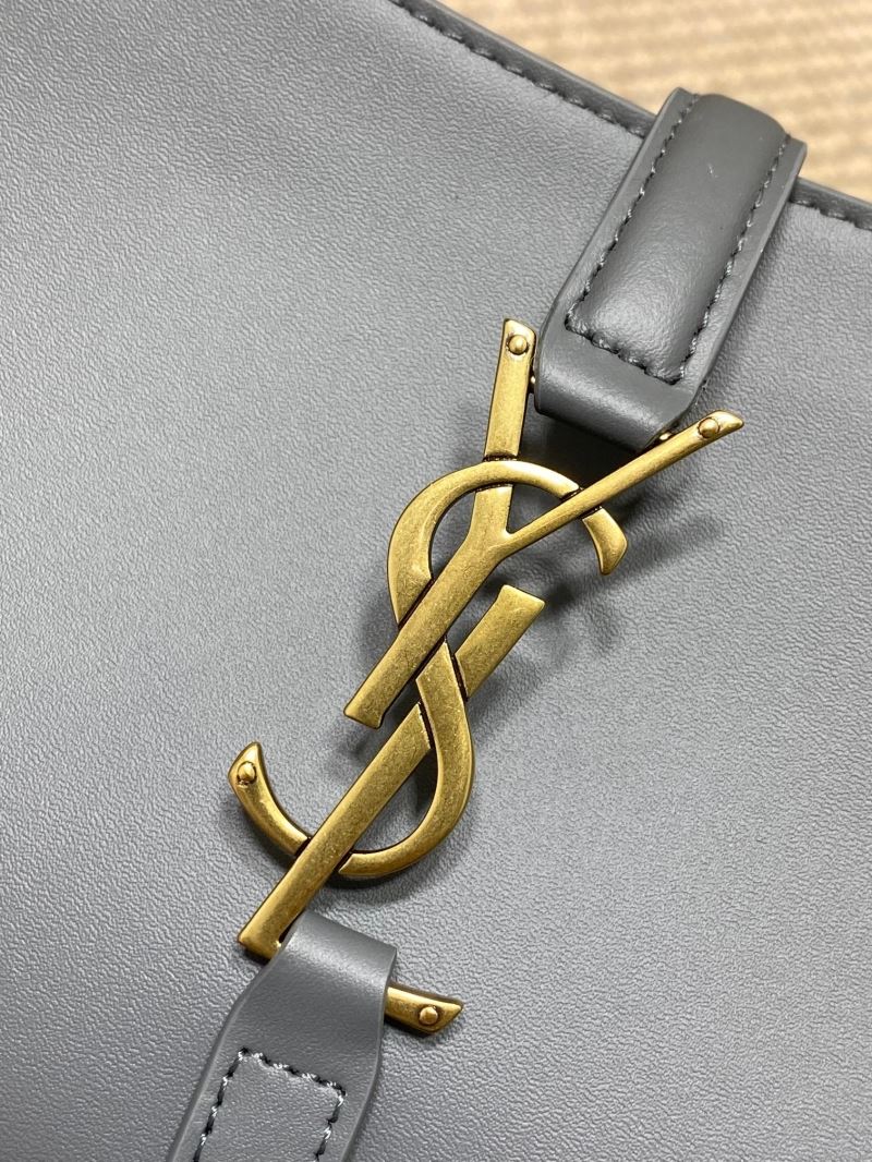 Y51 hobo bags